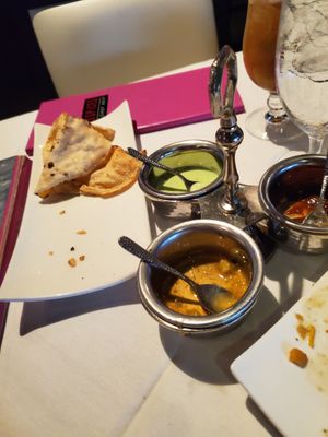 Baked papadam with pickle tray  at 21 Spices in Naples