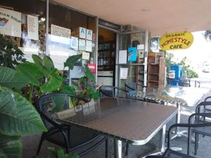 You can enjoy Oh Happy Days' beautiful, green front patio, and mountain view, during much of the year, with California's mild weather. And Altadena's air is a bit cleaner than LA. at Oh Happy Days Vegan Cafe in Altadena