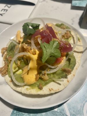 Crispy wrap  at Rozey in Rotterdam