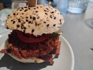 'kip'burger at Rozey in Rotterdam
