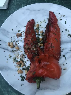 Fried paprica and seeds at Rozey in Rotterdam