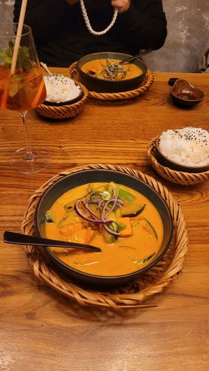 Veganes Kürbiscurry mit Gemüse at BANÔI in Freiburg