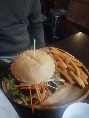 Vegan burger at Basil Nut in Katoomba