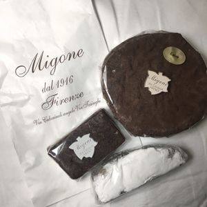 Cacao and dried fruit panforte at Migone Confetti in Florence