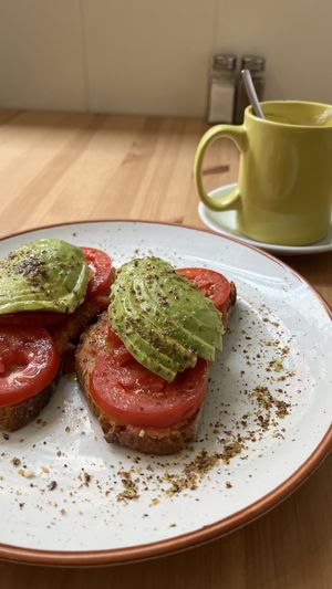 Tostada de aguacate y café con soja   at Caledonia Coffee in Salamanca