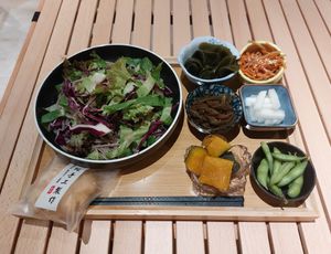 Set Dinner (with 5 appetizer dishes) at Love Bento 素便當 in Kowloon