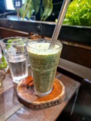 Immunity juice at Full Lotus in Coron