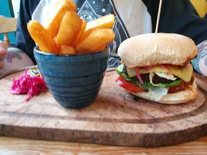 Oumph vegan burger at Y Garreg in Penrhyndeudraeth