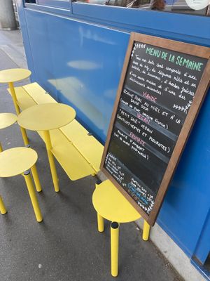Outside seating at Là-Haut in Paris