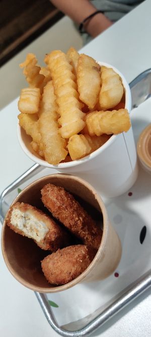 Chick'n tenders at Daily Veg in Wilmington