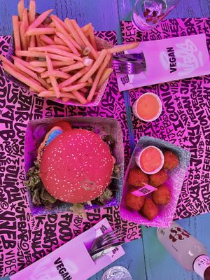 French fries with Chedda Cheeze dip, Daddy burger, Mac & Cheeze Betterballs  at Vegan Junk Food Bar  - Rotterdam in Rotterdam