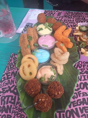 Sumo platter at Vegan Junk Food Bar  - Rotterdam in Rotterdam
