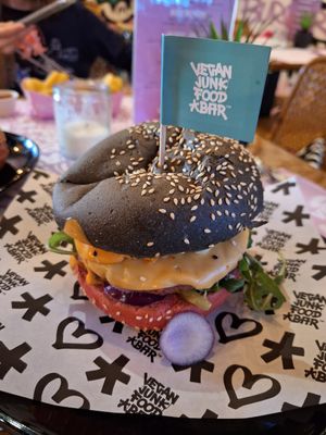 Cruelty free, tasty like hell at Vegan Junk Food Bar  - Rotterdam in Rotterdam