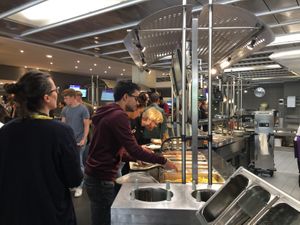 Canteen style  at Mensa Veggie 2.0 - Die tiefgrüne Mensa in Berlin