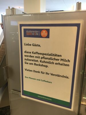 vegan milk for coffee machine  at Mensa Veggie 2.0 - Die tiefgrüne Mensa in Berlin