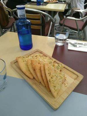 Garlic Pizza Bread at 18 Grados in Gran Canaria