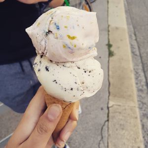 Lover and cookies at Veganista Ice Cream VIII in Vienna