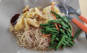 Stir fried beehoon with curry vegetables and long beans at Master Vegetarian Food in Central Singapore