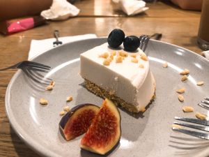 Vegan cheesecake at YEARS 素年 in Kowloon