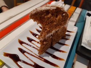 Dessert / Carrot cake at Sanissimo - Gran Via in Madrid