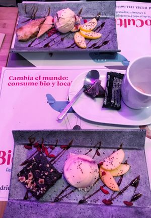 Desserts et Wraps  at Sanissimo - Gran Via in Madrid