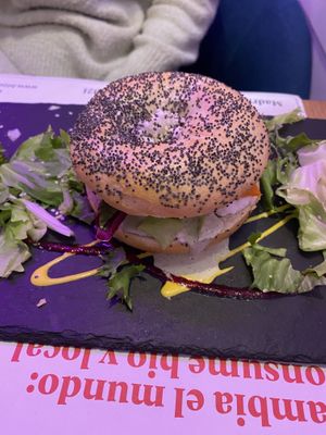 Bagel marinero 👌🏻 #Veganuary at Sanissimo - Gran Via in Madrid