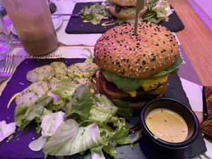 Red dragón 🐉⭐️⭐️⭐️⭐️⭐️ #Veganuary at Sanissimo - Gran Via in Madrid