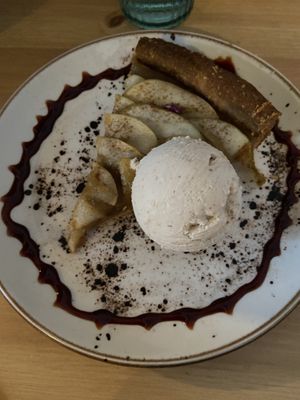 Delicious apple tart with hazelnut ice cream  at MIMO in Malaga