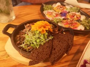 Happy Oysters (starter)  #Veganuary at MIMO in Malaga