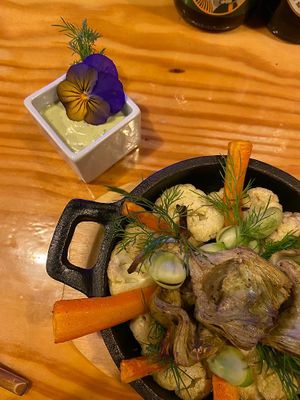 Artichokes. 😭🙌 at MIMO in Malaga