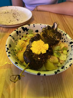 Wirklich tolle Gerichte! Sowohl als Starter oder Taps wählbar.  at MIMO in Malaga