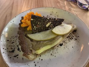 Tarta de manzana  at MIMO in Malaga