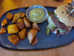 Beet burger at MIMO in Malaga