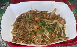 Pad siew  at Roza Slon in Ljubljana