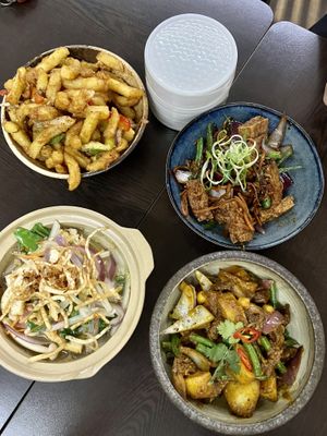 Dinner for three  at Suissi Vegan Kitchen  in Glasgow