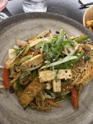 Singapore noodles 😋😋😋  at Suissi Vegan Kitchen  in Glasgow