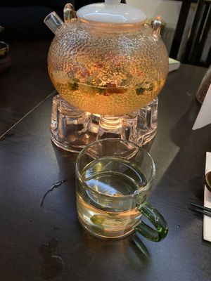 Tea at Suissi Vegan Kitchen  in Glasgow