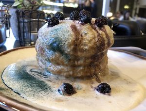 Almond butter oat pancakes at Honest Greens - Serrano in Madrid