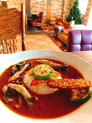 spicy tomato curry  at Baan in Seoul