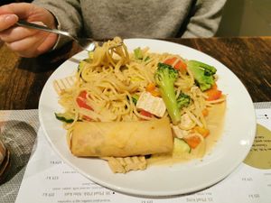 No22 Spaghetti Keo Wan, unfortunately no sugar peas but broccoli instead #Veganuary at Arctic Thai & Grill in Kiruna