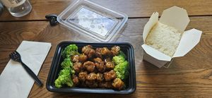 General chicken vegan at Chun Vegetarian in Brooklyn