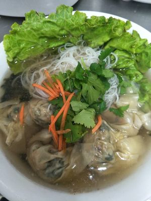 Soupe raviolis at Le Petit Vegetarien in Paris