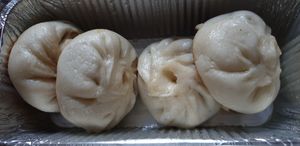 Petites brioches aux légumes, miam !!! at Le Petit Vegetarien in Paris