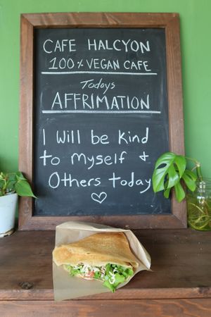  at Cafe Halcyon in Chatan