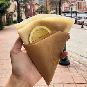 Crepe at Cafe Halcyon in Chatan