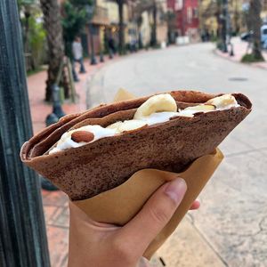 Crepe at Cafe Halcyon in Chatan