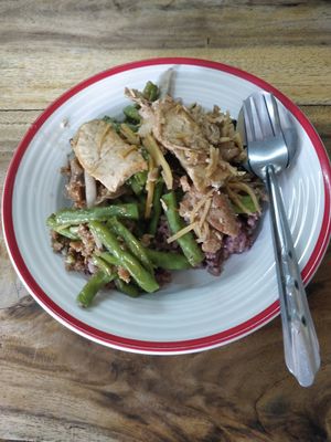 Tasty traditional Thai food at Vegetarian Food in Phitsanulok