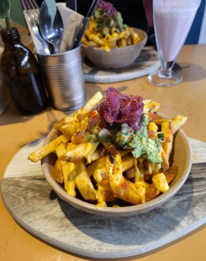 The guacamole fries are amazing 🤩 at Rooted in Bath