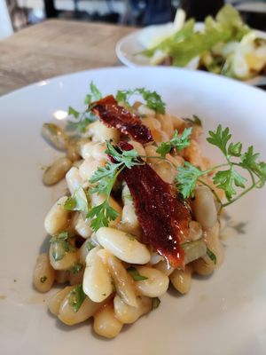 Haricots blancs at Tero in Wavre