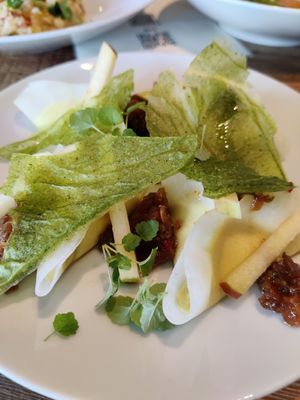 Ravioles de céleri rave at Tero in Wavre